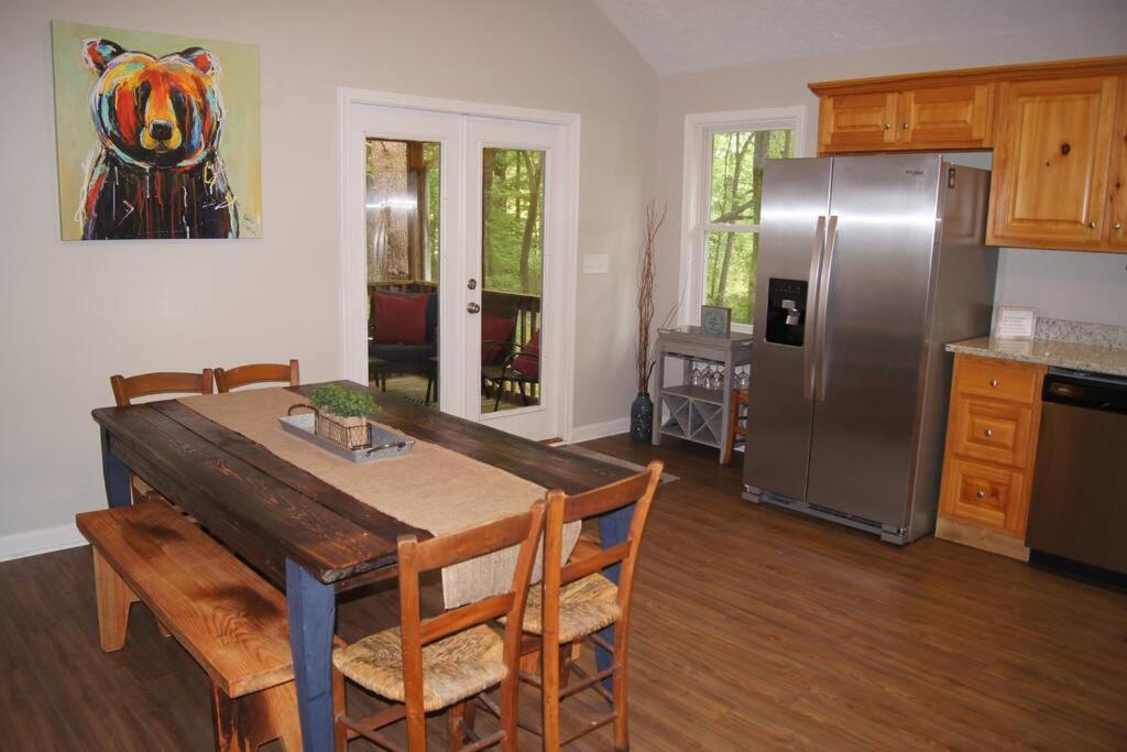 Less Than 3 Miles To Downtown With Firepit Ellijay Bagian luar foto