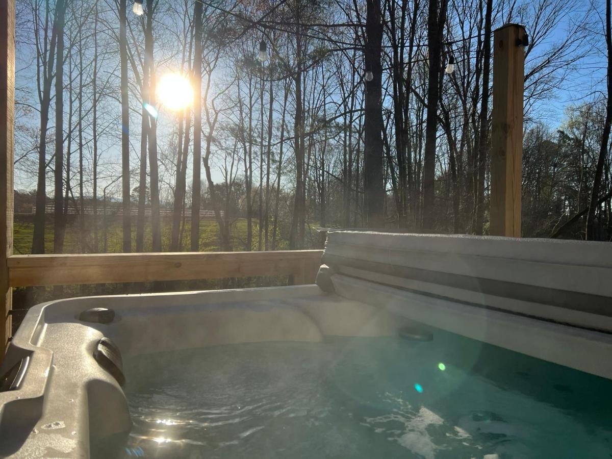 Less Than 3 Miles To Downtown With Firepit Ellijay Bagian luar foto
